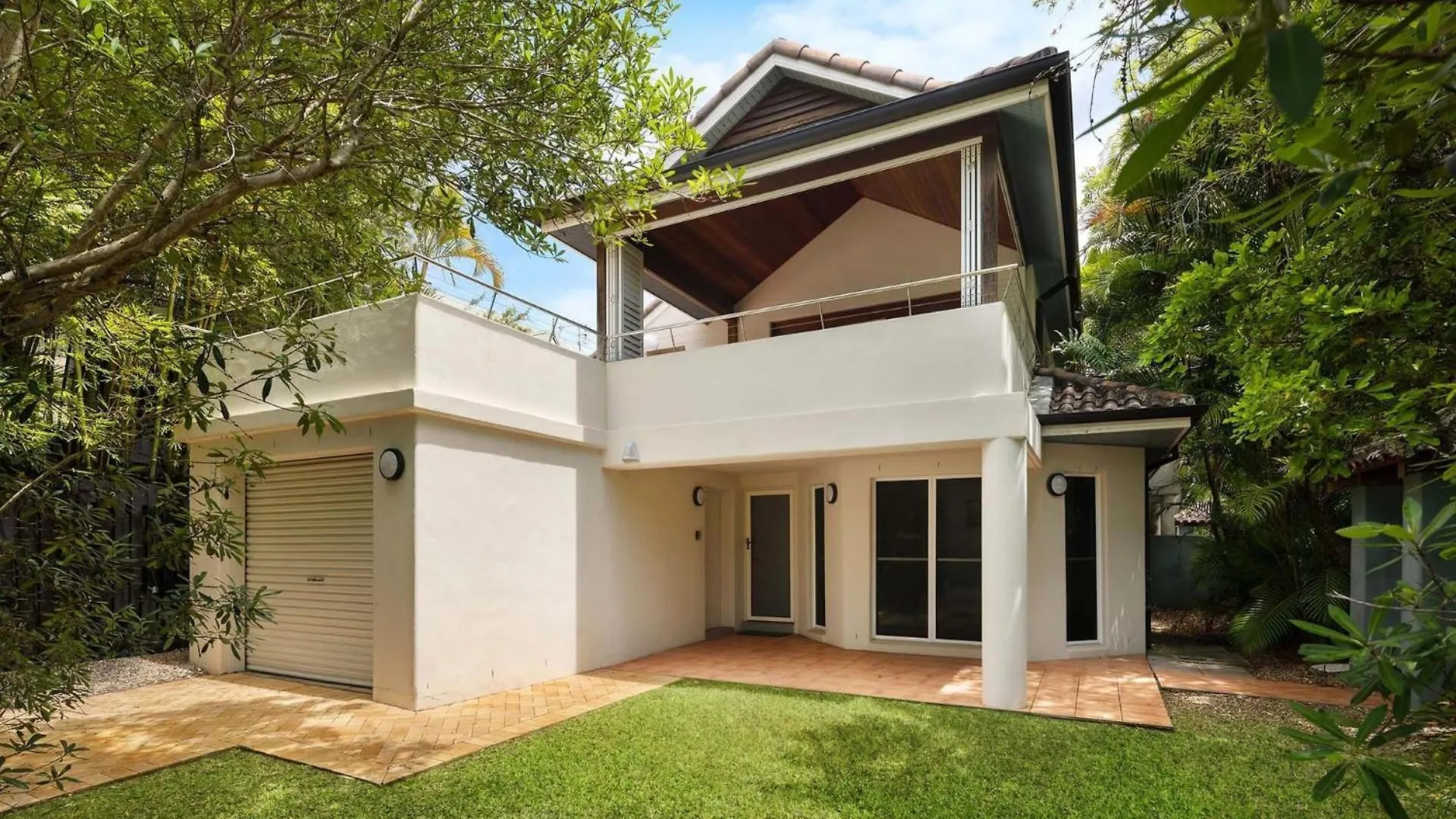 A Perfect Stay - Clarkes Beach Villa Byron Bay