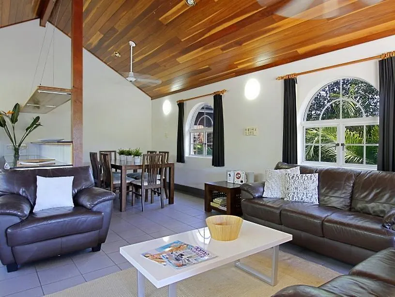A Perfect Stay - Clarkes Beach Villa Byron Bay